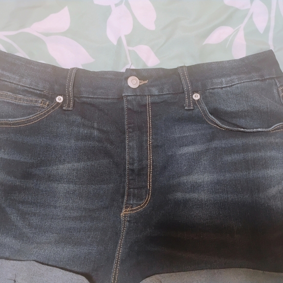 No Boundaries Dark Blue Jean Shorts - Picture 4 of 7